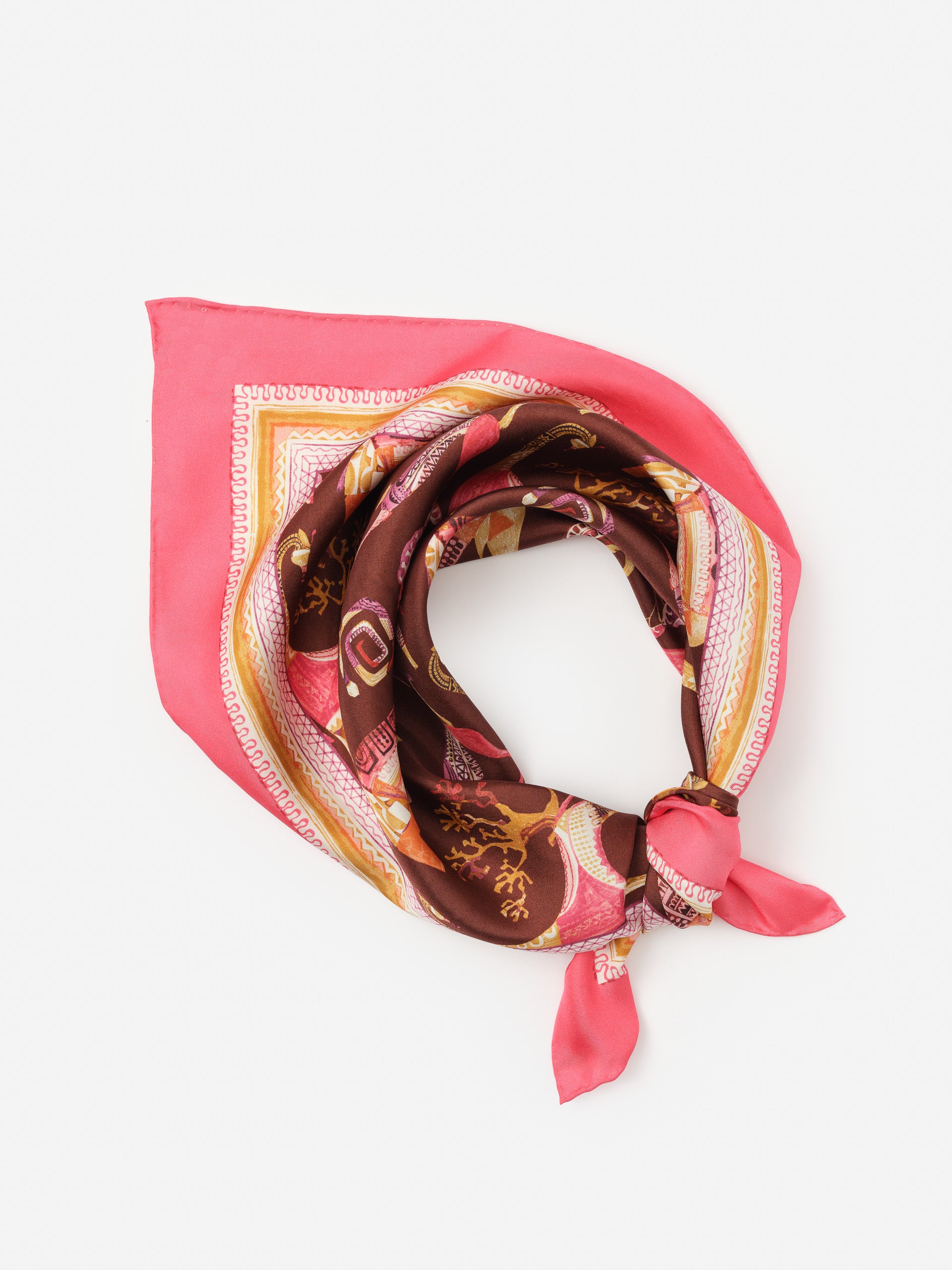 amoura_0185516487_wild_square_brown_multi_013