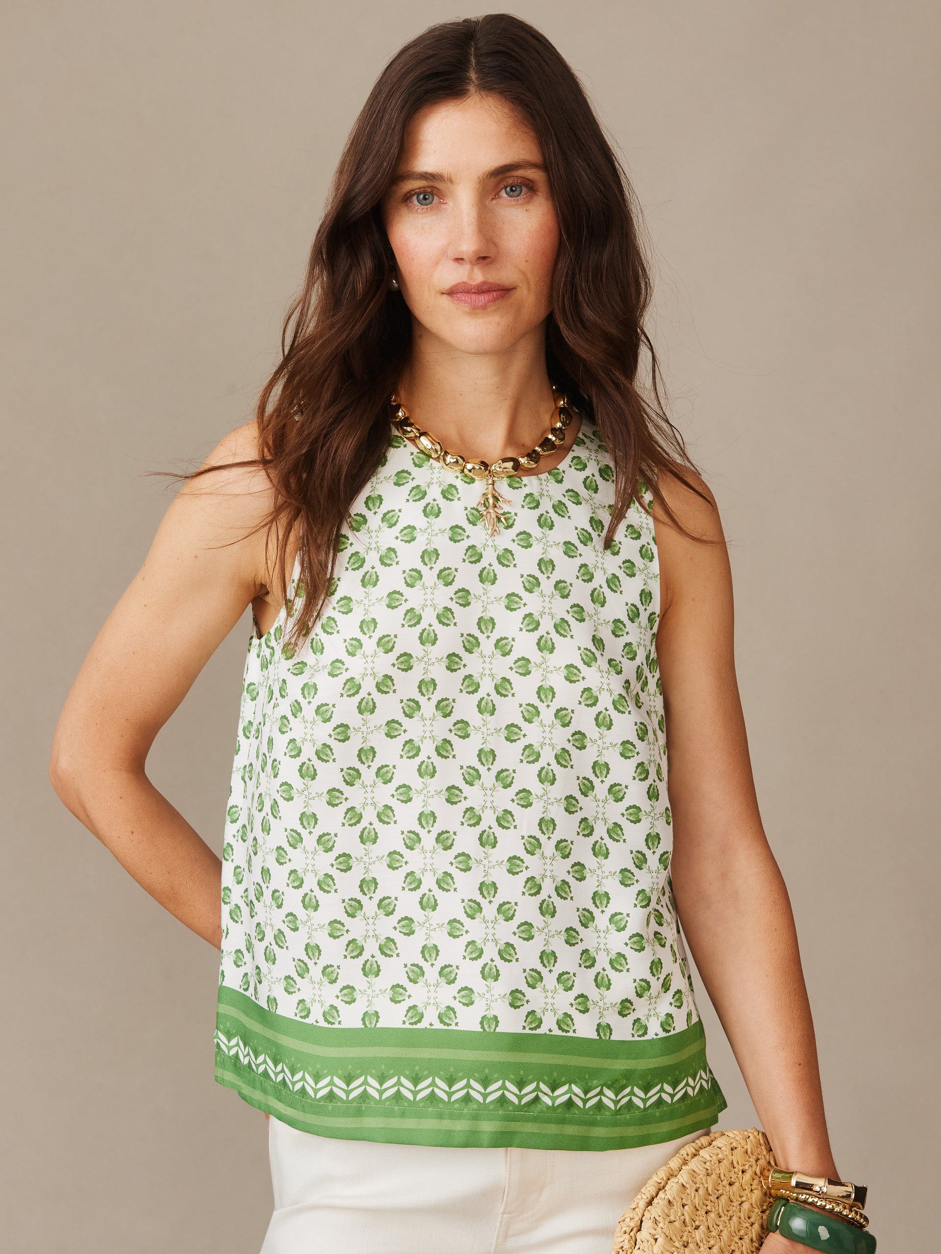 norie_0236846628_mythic_geo_border_white_green_carter_0226176628_mythic_geo_border_white_green_111